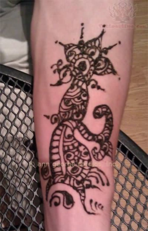 Henna Paisley Pattern Tattoo On Arm